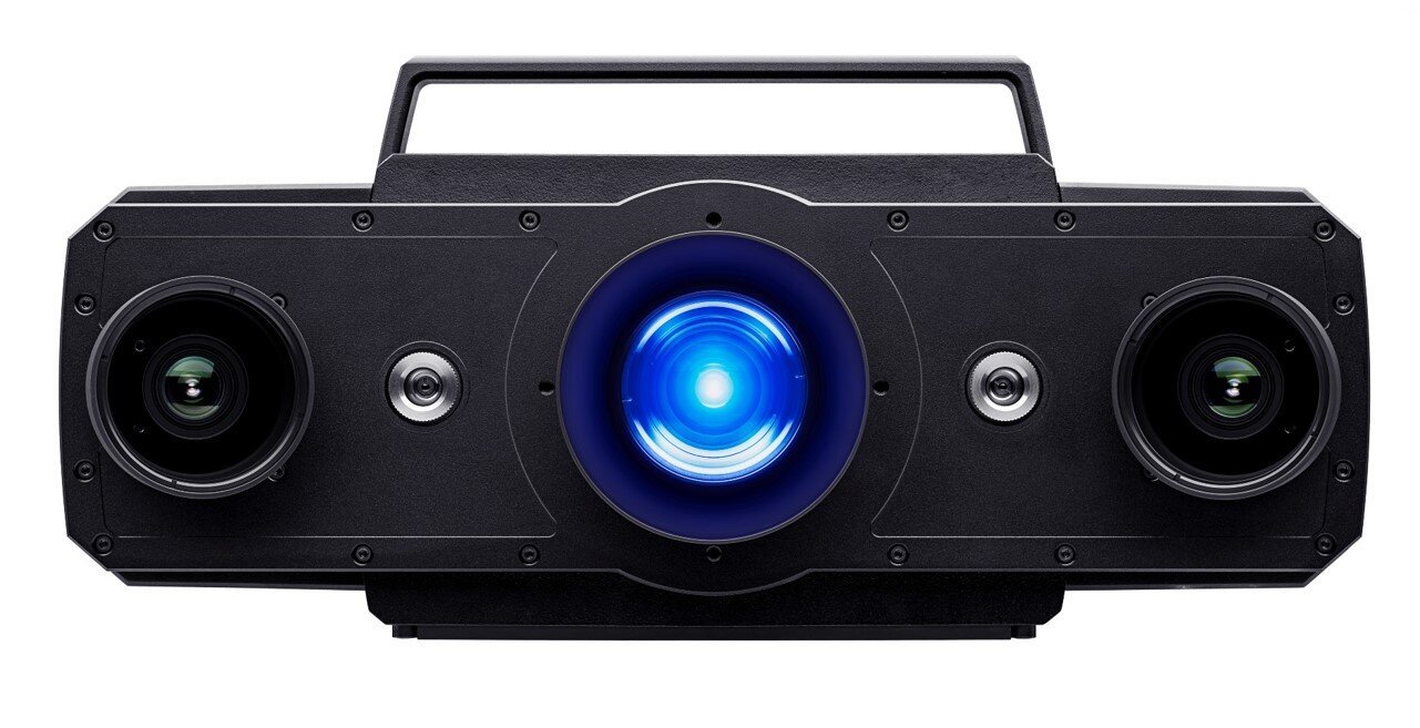 非接触三次元測定機の画像